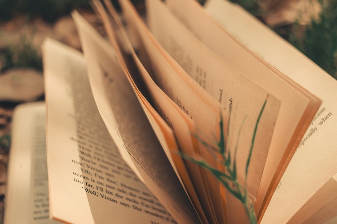 英语四级选词填空训练内容：看电视的潜在危